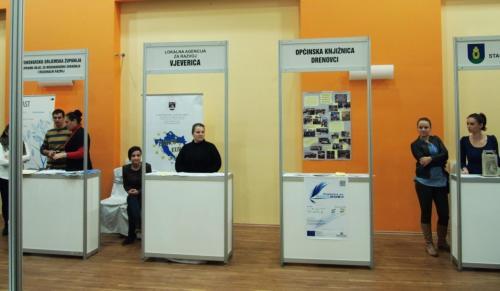 Nakon gospodarskog sajma Knjižnica Drenovci i na sajmu poslova
