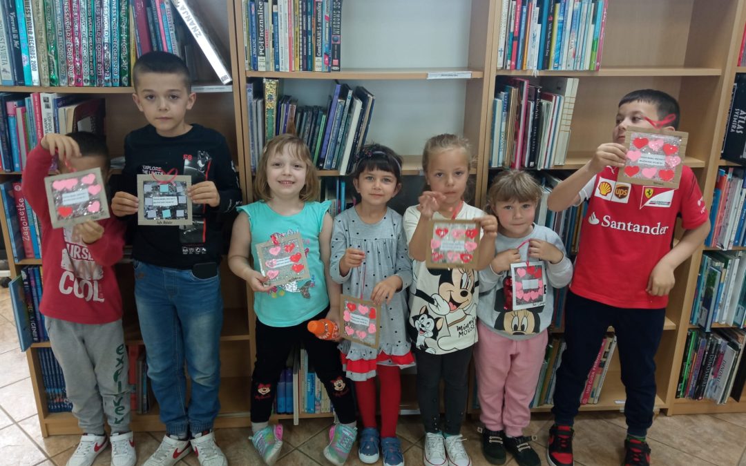 Igraonica za djecu: Majčin dan